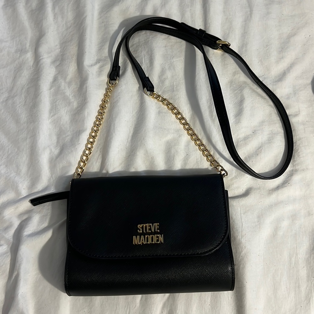 Black Steve Madden Bag!